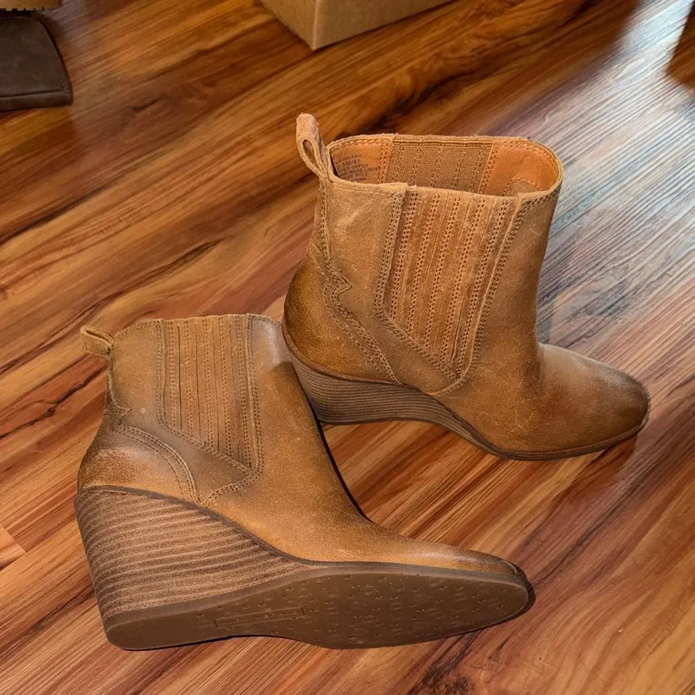 Lucky Brand Tan Wedge Ankle Boots
